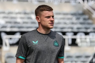 Newcastle United 'dan Harvey Barnes # 15 Premier Lig maçı sırasında St.James' s Park, Newcastle, 11 Mayıs 2024 'te Newcastle United ve Hove Albion maçına geldi. 
