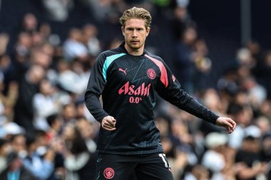 Manchester City 'den Kevin De Bruyne Premier Lig karşılaşması öncesinde Tottenham Hotspur' a karşı Manchester City Tottenham Hotspur Stadyumu, Londra, İngiltere, 14 Mayıs 2024 