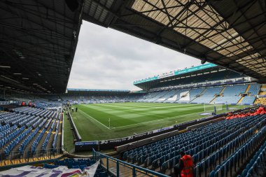 Leeds United atkıları 16 Mayıs 2024 'te İngiltere, Leeds, Elland Road' da oynanan yarı final yarı final ikinci bacak Leeds City maçında stadyumdaki her koltuğa konur.
