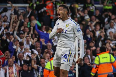 Leeds United takımından Georginio Rutter, 16 Mayıs 2024 'te İngiltere' nin Elland Road kentinde oynanan Yarı Final İkinci Leg United - Norwich City maçında 3-0 berabere kalma golünü kutluyor. 
