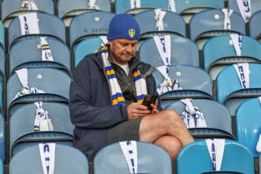Leeds taraftarları 16 Mayıs 2024 'te İngiltere, Leeds' deki Elland Road, Leeds 'e karşı oynanan Sky Bet play-off yarı final maçına geldiler. 