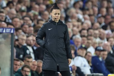 Dördüncü resmi Rebecca Welch Gökyüzü İddia Şampiyonası Play-off 'unda Yarı Final İkinci Bacaklı Leeds United, Norwich City' ye karşı Elland Road, Leeds, Birleşik Krallık, 16 Mayıs 2024 