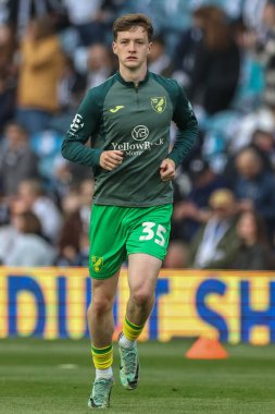 Norwich City 'den Kellen Fisher 16 Mayıs 2024' te İngiltere 'nin Leeds şehrinde oynanan yarı final yarı final yarı final yarı final yarı final yarı final Leeds Norwich City maçında maç öncesi ısınma maçında... 
