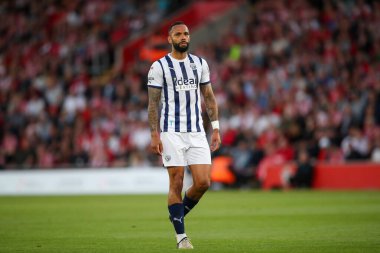 West Bromwich Albion 'dan Kyle Bartley, 17 Mayıs 2024' te İngiltere 'nin Southampton kentindeki St. Mary Stadyumu' nda oynanan yarı final yarı final yarı final maçında Southampton-West Bromwich Albion maçında...