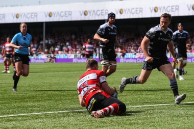 Gloucester Rugby 'den Ollie Thorley, 18 Mayıs 2024' te Gloucester Premiership maçında Gloucester Rugby, Newcastle Falcons 'a karşı Kingsholm Stadyumu' nda 26-7 öne geçiyor. 