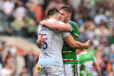 Freddie Steward of Leicester Tigers and Dafydd Jenkins of Exeter Chiefs embraces at the end of the Gallagher Premiership match Leicester Tigers vs Exeter Chiefs at Mattioli Woods Welford Road, Leicester, United Kingdom, 18th May 2024 clipart