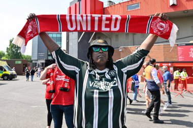 Manchester United arrive ahead of the match, during the The FA Women's Super League match Manchester United Women vs Chelsea FC Women at Old Trafford, Manchester, United Kingdom, 18th May 2024 