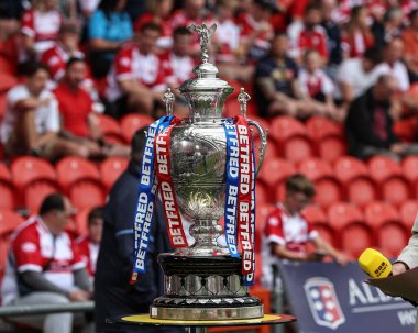 18 Mayıs 2024 'te Birleşik Krallık' ın Doncaster kentindeki Eco-Power Stadyumu 'nda oynanan Betfred Challenge Cup Yarı-Final Hull KR-Wigan Warriors maçında