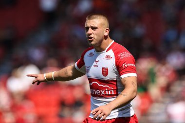 Hull KR 'dan Mikey Lewis, 18 Mayıs 2024' te İngiltere 'nin Doncaster kentindeki Eco-Power Stadyumu' nda oynanan Betfred Challenge Cup Yarı-Final Hull KR v Wigan Warriors maçında takım arkadaşlarına talimat verdi.