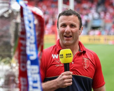 Willie Peters Hull KR baş antrenörü 18 Mayıs 2024 'te İngiltere' nin Doncaster şehrinde düzenlenen Betfred Challenge Kupası Yarı-Final Hull KR-Wigan Warriors maçında BBC Sport 'a konuştu.