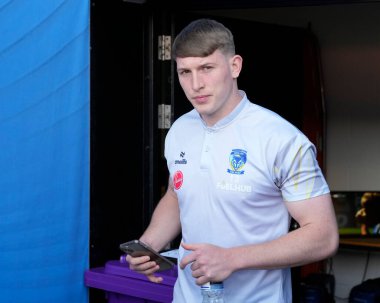 Warrington Wolves 'tan Matty Nicholson, 19 Mayıs 2024' te Birleşik Krallık 'ın başkenti St Helens' te oynanan Betfred Challenge Kupası yarı final maçı öncesinde tünelde Huddersfield Giants 'a karşı Warrington Wolves maçı düzenledi.
