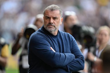 Tottenham Hotspur 'un Ange Postecoglou teknik direktörü Premier Lig karşılaşmasında Sheffield United ile Tottenham Hotspur Bramall Lane, Sheffield, İngiltere' de 19 Mayıs 2024 'te karşı karşıya geldi. 