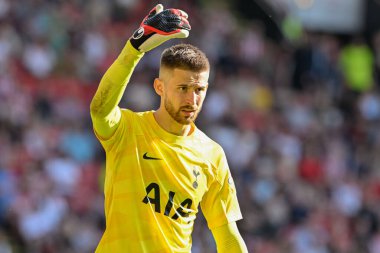 Tottenham Hotspur 'dan Guglielmo Vicario, Premier League maçı sırasında Sheffield United Tottenham Hotspur' a karşı Bramall Lane, Sheffield, İngiltere, 19 Mayıs 2024 