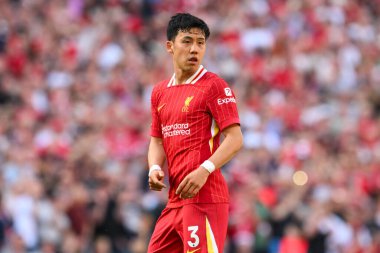 Liverpool 'dan Wataru Endo Premier League maçı sırasında Liverpool, Liverhampton Wanderers' a karşı Anfield, Liverpool, İngiltere, 19 Mayıs 2024 