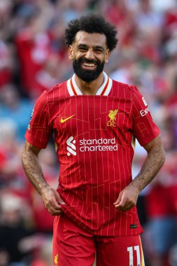 Liverpool 'dan Muhammed Salah, 19 Mayıs 2024' te Anfield, Liverpool 'da oynanan Premier Lig karşılaşmasında Wolverhampton Wanderers' a karşı gülümsüyor. 