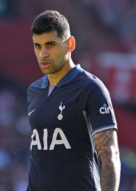 Tottenham Hotspur 'dan Cristian Romero, Premier League maçı sırasında Sheffield United Tottenham Hotspur' a karşı Bramall Lane, Sheffield, İngiltere, 19 Mayıs 2024 