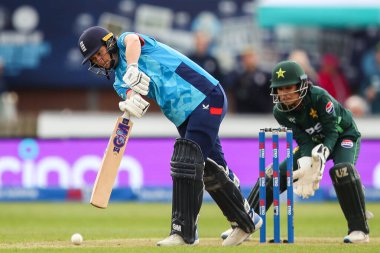 İngiltere 'den Amy Jones 23 Mayıs 2024' te Incora County Ground, Derby, İngiltere 'de Pakistan' a karşı İngiltere 1. 