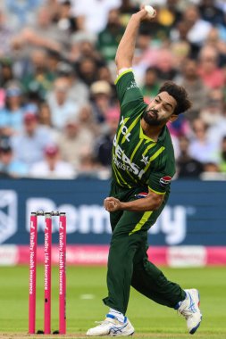 Uluslararası Vitality T20 Serisi sırasında Pakistan maçında Pakistan 'a karşı Edgbaston, Birmingham, Birleşik Krallık' ta oynanan maçta Pakistan 'dan Haris Rauf, 25 Mayıs 2024 