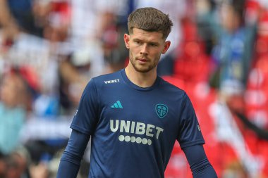 Leeds United takımından Illan Meslier, Sky Bet Şampiyonası play-off final maçında Wembley Stadyumu 'nda Leeds United ve Southampton maçında ısınma turunda 26 Mayıs 2024' te 