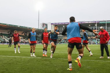 Saracens oyuncuları, 31 Mayıs 2024 'te İngiltere' de Franklin 's Gardens, Northampton' daki Cinch Stadyumu 'nda oynanan Gallagher Premiership play-off yarı final maçında Northampton Saints' e karşı Saracens maçını oynuyorlar.