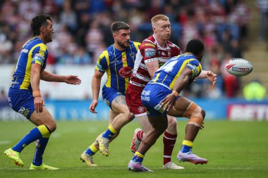 Wigan Warriors takımından Zach Eckersley, 1 Haziran 2024 'te Halliwell Jones Stadyumu' nda oynanan 13.
