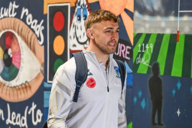 Warrington Wolves 'tan Sam Powell, 1 Haziran 2024 tarihinde İngiltere' nin Warrington kentinde oynanan Halliwell Jones Stadyumu 'nda oynanan 13.