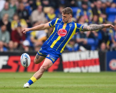 Warrington Wolves 'tan Sam Powell, 13. Betfred Süper Lig karşılaşması sırasında Halliwell Jones Stadyumu' nda Warrington Wolves 'a karşı Wigan Warriors, 1 Haziran 2024