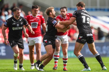 Salford Red Devils takımından Joe Mellor, Salford Community Stadyumu 'nda oynanan Salford Red Devils - Londra Broncos maçında 2 Haziran 2024' te oynanan Betfred Süper Lig 13.