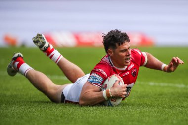 Salford Red Devils takımından Shane Wright 2 Haziran 2024 'te Salford Red Devils' in Londra Broncos 'a karşı oynadığı Betfred Süper Lig maçında 26-0' lık skora ulaştı.