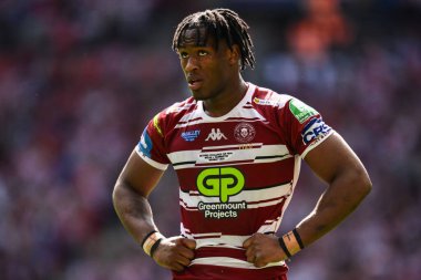 Wigan Warriors 'dan Junior Nsemba, 8 Haziran 2024' te Wembley Stadyumu 'nda oynanan Warrington Wolves ve Wigan Warriors final maçı sırasında 