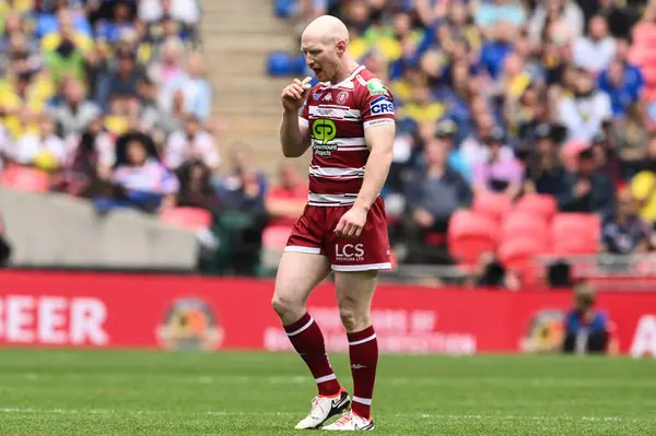 stock image Lachlan Fitzgibbon of Warrington Wolves during the Betfred Challenge Cup Final match Warrington Wolves vs Wigan Warriors at Wembley Stadium, London, United Kingdom, 8th June 2024 