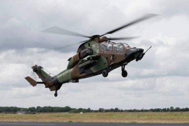 Eurocopter Tiger of Escadrille d 'Hlicoptres de Reconnaissance et d' Attaque n3 Arme de terre French Army, NATO Tiger Meet Spotters 2 gününde AB, Jagel, Almanya 'nın kuzeyinde, 10 Haziran 2024