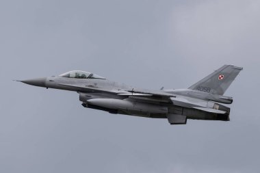 General Dynamics F-16 6 Eskadra Lotnicza 'nın Savaşan Şahini, 10 Haziran 2024' te Almanya 'nın kuzeyinde, AB' nin kuzeyinde düzenlenen NATO Tiger Meet Spotters Günü 'nde havalandı.