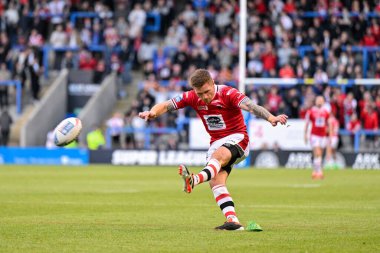Salford Red Devils 'den Marc Sneyd, 14 Haziran 2024' te Halliwell Jones Stadyumu, Warrington 'da oynanan 14. 
