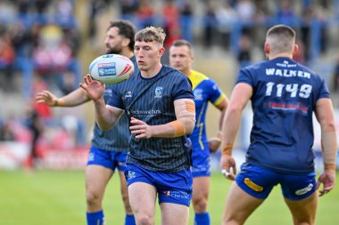 Warrington Wolves 'tan Josh Thewlis, 14 Haziran 2024' te Halliwell Jones Stadyumu, Warrington, İngiltere 'de oynanan 14. 