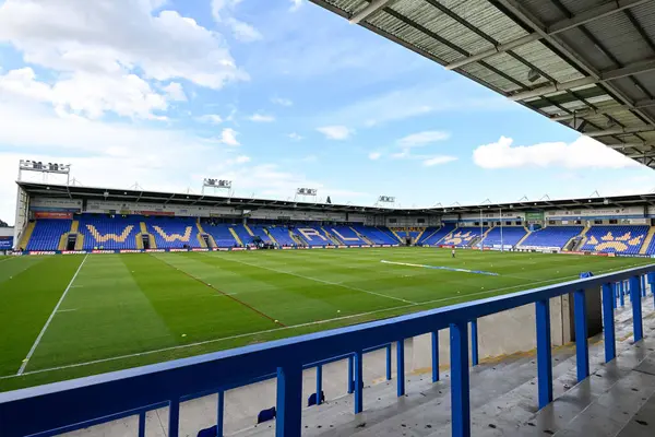 14 Haziran 2024 'te Halliwell Jones Stadyumu' nda oynanan 14. Betfred Süper Lig karşılaşması öncesinde Halliwell Jones Stadyumu 'nun genel görüntüsü Warrington Wolves - Salford Red Devils maçı. 