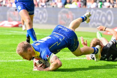 Warrington Wolves takımından Matt Dufty, Betfred Süper Lig 15. raundunda 18-22 Warrington Wolves 'a karşı MKM Stadyumu, Hull, Birleşik Krallık, 22 Haziran 2024' te oynanan karşılaşmada sahaya çıkıyor. 