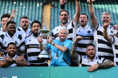 Barbarlar kupayı 22 Haziran 2024 'te Twickenham, İngiltere' deki Twickenham Stadyumu 'nda oynanan Killik Kupası maçında kaldırdılar. 