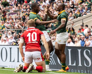 Makazole Mapimpi Güney Afrika, 22 Haziran 2024 'te İngiltere' nin Twickenham Stadyumu 'nda oynanan Katar Havayolları Kupası maçında şansını kutluyor. 