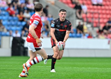 St. Helens 'ten Lewis Dodd, 23 Haziran 2024' te İngiltere 'nin Eccles kentinde oynanan Salford Red Devils - St. Helens maçında öne geçti. 