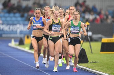 Kadınlar için ikinci yarı final 1500 metre Microplus UK Atletizm Şampiyonası 'nda Manchester Regional Arena, Manchester, Birleşik Krallık' ta birinci gün, 29 Haziran 2024 