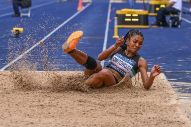 Omitowoju bayanlar üçlü atlama finalinde Microplus UK Atletizm Şampiyonası 'nın birinci gününde Manchester Regional Arena, Manchester, Birleşik Krallık, 29 Haziran 2024 