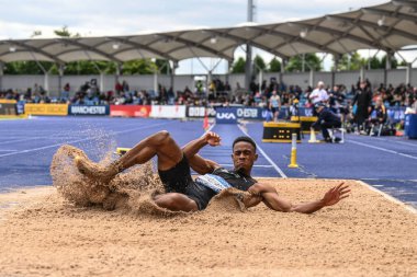 Farquharson, Manchester Regional Arena, Manchester, Birleşik Krallık 'ta düzenlenen Microplus UK Atletizm Şampiyonası' nda 29 Haziran 2024 tarihinde Mens 'in uzun atlama yarışmalarına katılmıştır. 