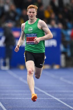 Charlie Dobson, Manchester Regional Arena, Manchester, Birleşik Krallık 'ta düzenlenen Microplus UK Atletizm Şampiyonası' nda erkekler 400 metre finalinde birinci sırada. 