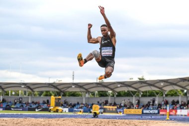 Farquharson, 29 Haziran 2024 tarihinde Manchester Regional Arena, Manchester, Birleşik Krallık 'ta düzenlenen Microplus UK Atletizm Şampiyonası' nda erkekler uzun atlamada birinci sırada yer almaktadır. 