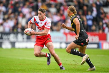 St. Helens takımından Jack Welsby, 5 Temmuz 2024 'te St Helens' in Castleford Tigers 'a karşı oynadığı Betfred Süper Lig karşılaşmasında ilk hamlesini yaptı.