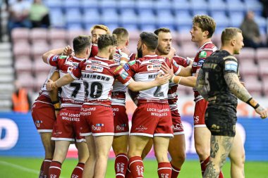 Wigan Warriors 'dan Bevan French, 5 Temmuz 2024' te DW Stadyumu 'nda oynanan Betfred Süper Lig 16. Raundunda Wigan Warriors' un Leigh Leopards 'a karşı oynadığı maçı 6-0 kazanma çabasını kutluyor. 