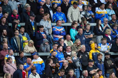 Leeds Rhinos taraftarları 16. Betfred Süper Lig karşılaşmasında Leeds Rhinos, London Broncos 'a karşı Headingley Stadyumu, Leeds, İngiltere, 6 Temmuz 2024 