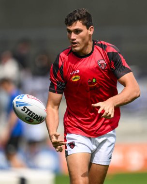 Salford Red Devils 'den Sam Stone, Betfred Süper Lig 16. Raundu öncesinde Salford Red Devils Hull FC' ye karşı Salford Community Stadyumu, Eccles, İngiltere, 7 Temmuz 2024 