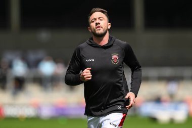 Salford Red Devils takımından Ryan Brierley, Betfred Süper Lig 16. Raundu öncesinde Salford Red Devils Hull FC 'ye karşı Salford Community Stadyumu, Eccles, İngiltere, 7 Temmuz 2024 